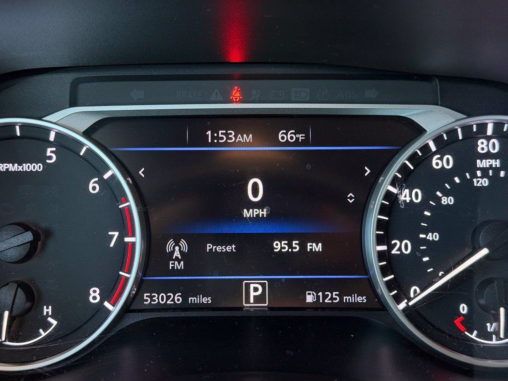 Used 2022 Nissan Sentra SV FWD image 33