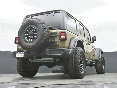 Used 2025 Jeep Wrangler Willys image 44