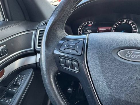 Used 2018 Ford Explorer Platinum AWD/4WD image 23