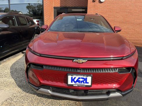 New 2025 Chevrolet Equinox EV LT image 5