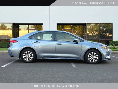 Used 2022 Toyota Corolla LE FWD image 5