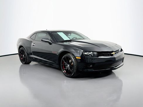 Used 2015 Chevrolet Camaro LT RWD image 7