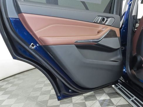 Used 2025 BMW X7 xDrive40i w/ Premium Package AWD/4WD image 30