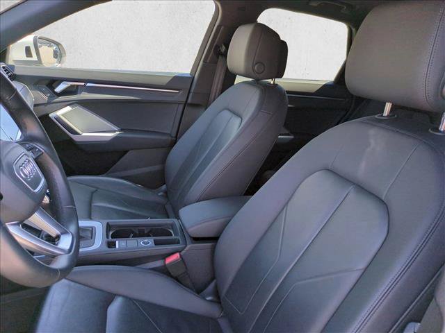 Used 2025 Audi Q3 2.0T Premium AWD/4WD image 16
