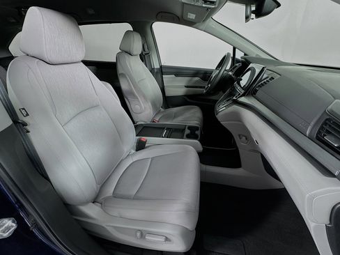 Certified 2023 Honda Odyssey EX image 28