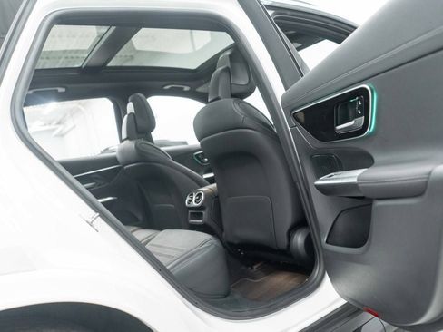 Used 2025 Mercedes-Benz GLC 43 AMG 4MATIC image 14