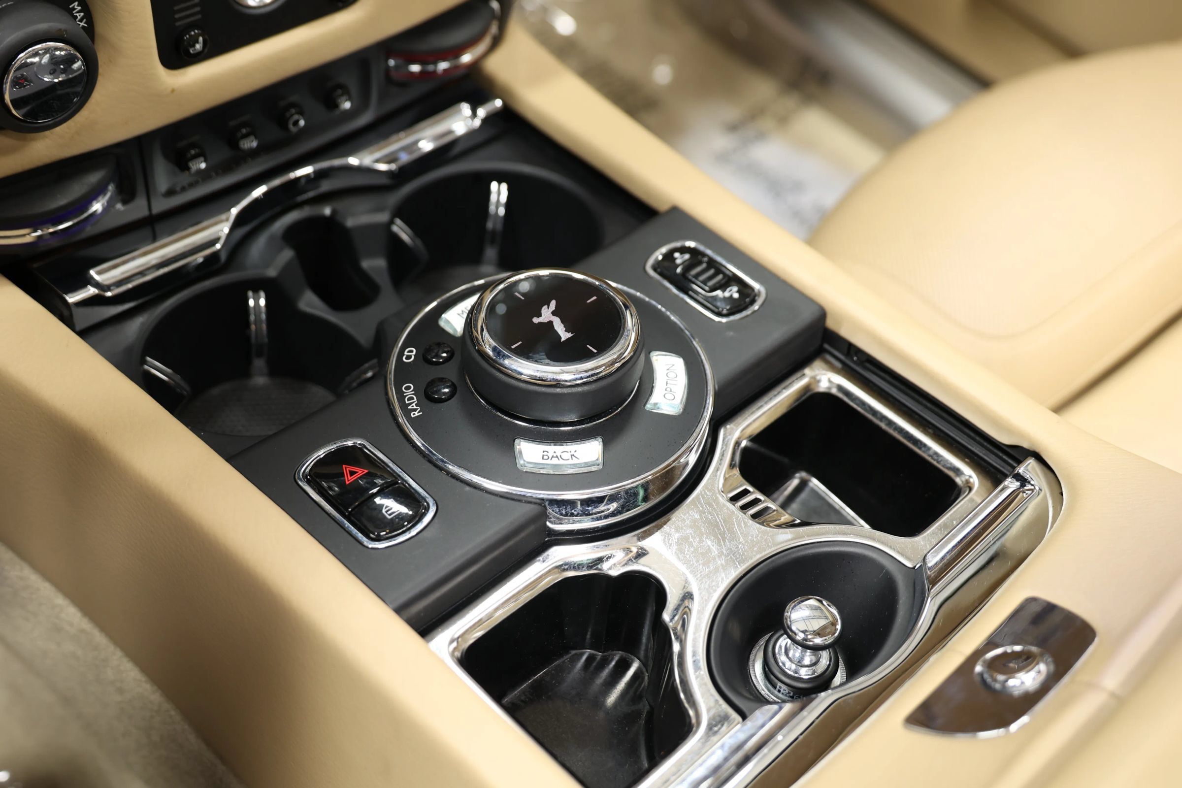 Used 2015 Rolls-Royce Ghost RWD image 45