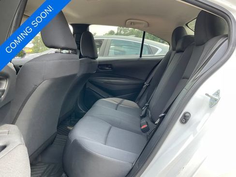 Used 2024 Toyota Corolla LE FWD image 3
