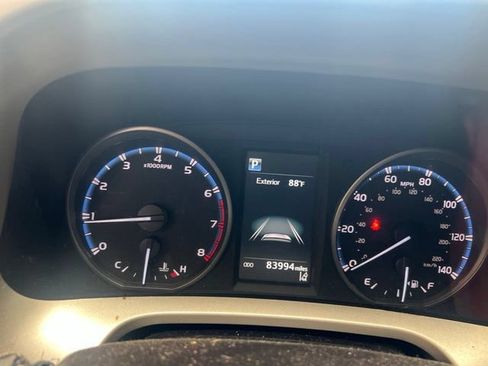 Used 2017 Toyota RAV4 LE FWD image 16