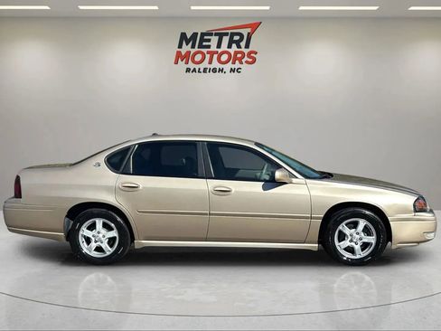 Used 2005 Chevrolet Impala LS w/ Preferred Equipment Group image 4