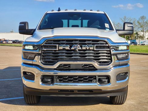 New 2026 RAM 2500 Tradesman AWD/4WD image 7
