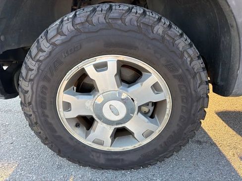 Used 2010 Ford F150 4x4 SuperCrew image 9