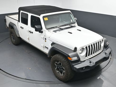 Used 2020 Jeep Gladiator Sport w/ Quick Order Package 24S image 35