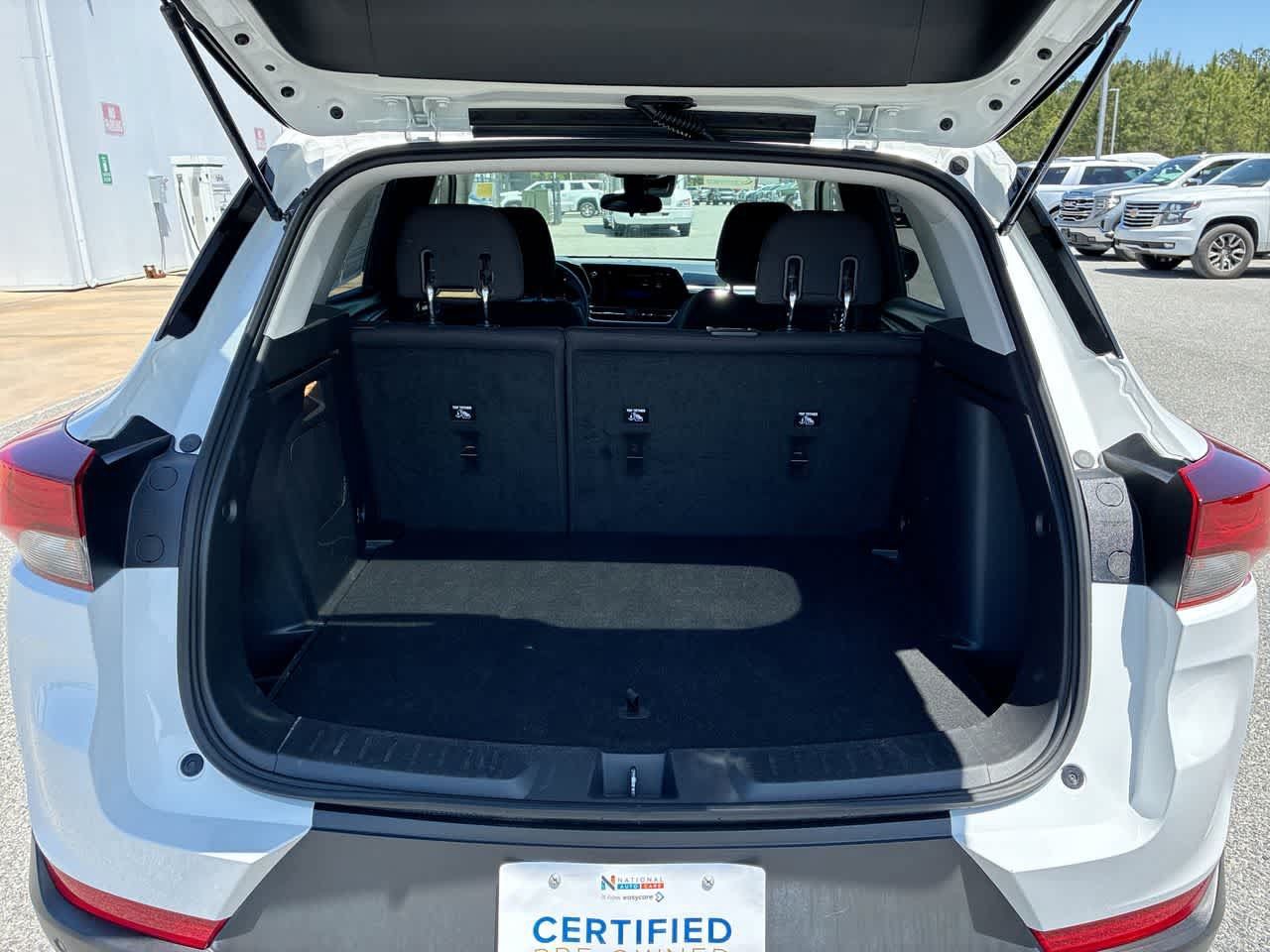 Used 2024 Chevrolet TrailBlazer LS w/ LS Convenience Package FWD image 23
