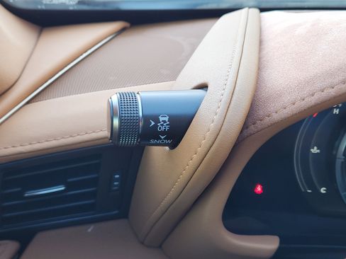 Used 2018 Lexus LC 500 Coupe image 27