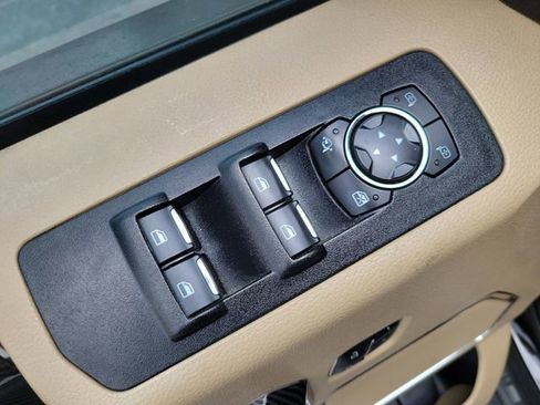 Used 2018 Ford F150 Lariat w/ Equipment Group 502A Luxury image 19