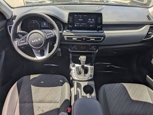Used 2023 Kia Seltos LX image 13