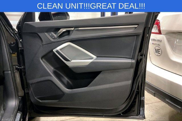 Used 2023 Audi Q3 2.0T Premium AWD/4WD image 24
