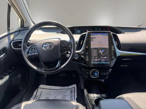 Used 2021 Toyota Prius Prime XLE w/ Carpet Mat Package (TMS) FWD image 13