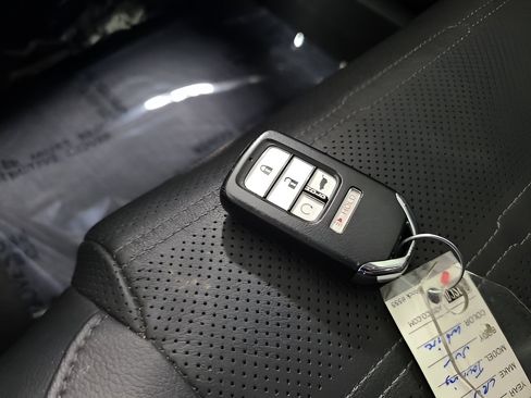 Used 2021 Honda CR-V Touring image 38
