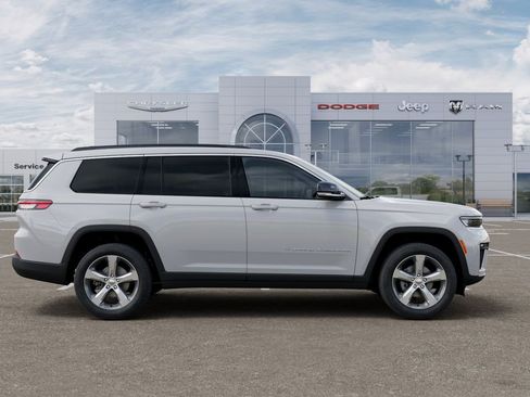 New 2026 Jeep Grand Cherokee L Limited w/ Luxury Tech Group II AWD/4WD image 21