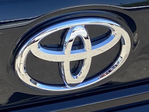 Certified 2023 Toyota Corolla LE image 4