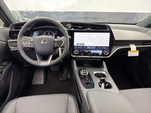 New 2026 Lexus RZ 450e AWD image 6