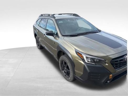 Used 2023 Subaru Outback Wilderness image 19