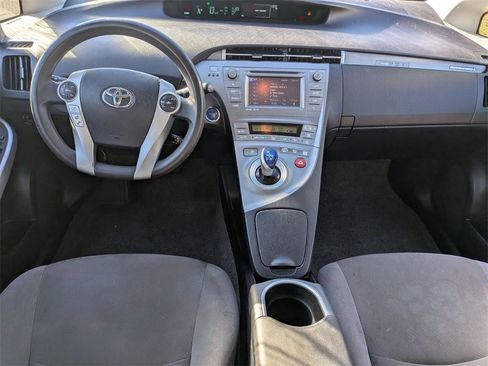 Used 2013 Toyota Prius Plug-In Hybrid image 23