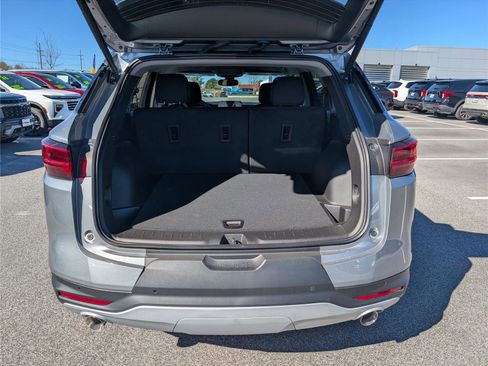 New 2025 Chevrolet Blazer LT w/ Redline Edition image 8