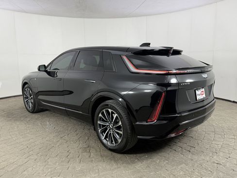 Used 2024 Cadillac Lyriq Sport RWD image 5