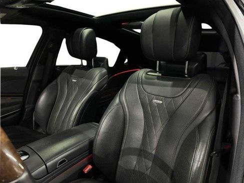 Used 2016 Mercedes-Benz Maybach S 600 image 29