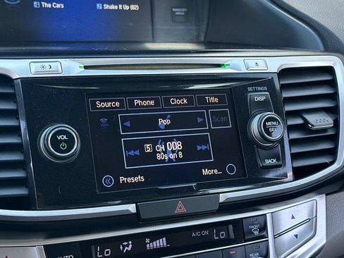 Used 2015 Honda Accord EX-L image 17