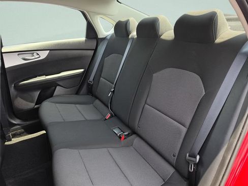 Certified 2023 Kia Forte LXS w/ LXS Technology Package FWD image 26