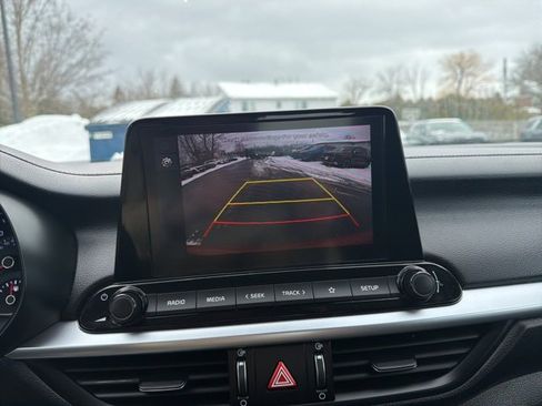 Certified 2023 Kia Forte LXS w/ LXS Technology Package image 21