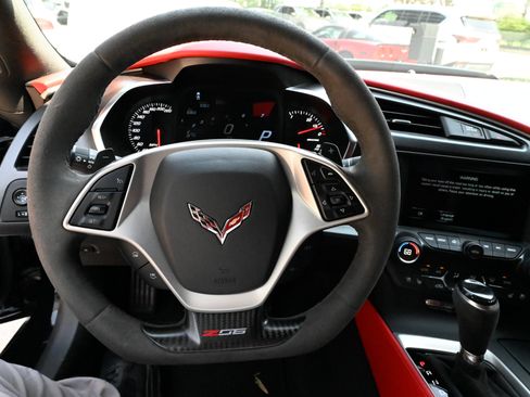 Used 2019 Chevrolet Corvette Z06 RWD image 23