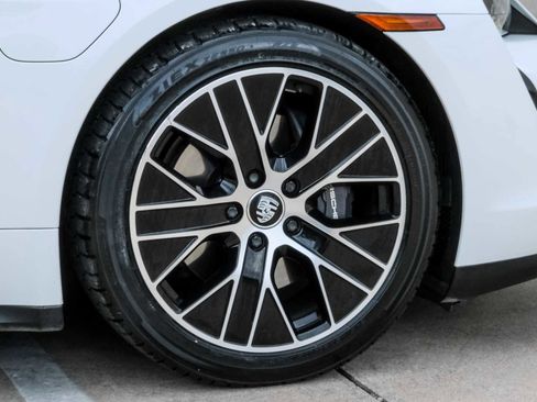 Used 2022 Porsche Taycan RWD image 60