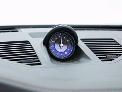 Certified 2024 Porsche 911 Carrera 4 image 24