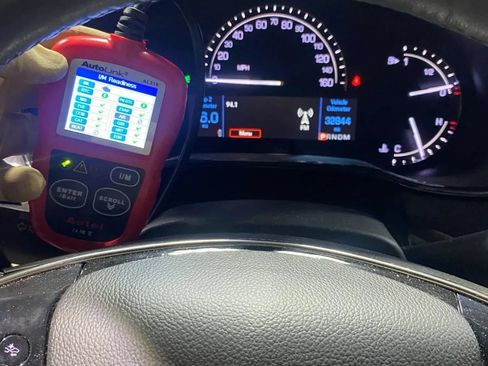 Used 2019 Cadillac CTS Luxury AWD/4WD image 13
