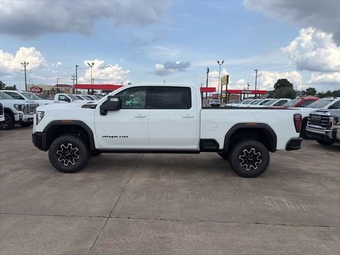 New 2026 GMC Sierra 2500 AT4X w/ LPO, Black Badging Package AWD/4WD image 3