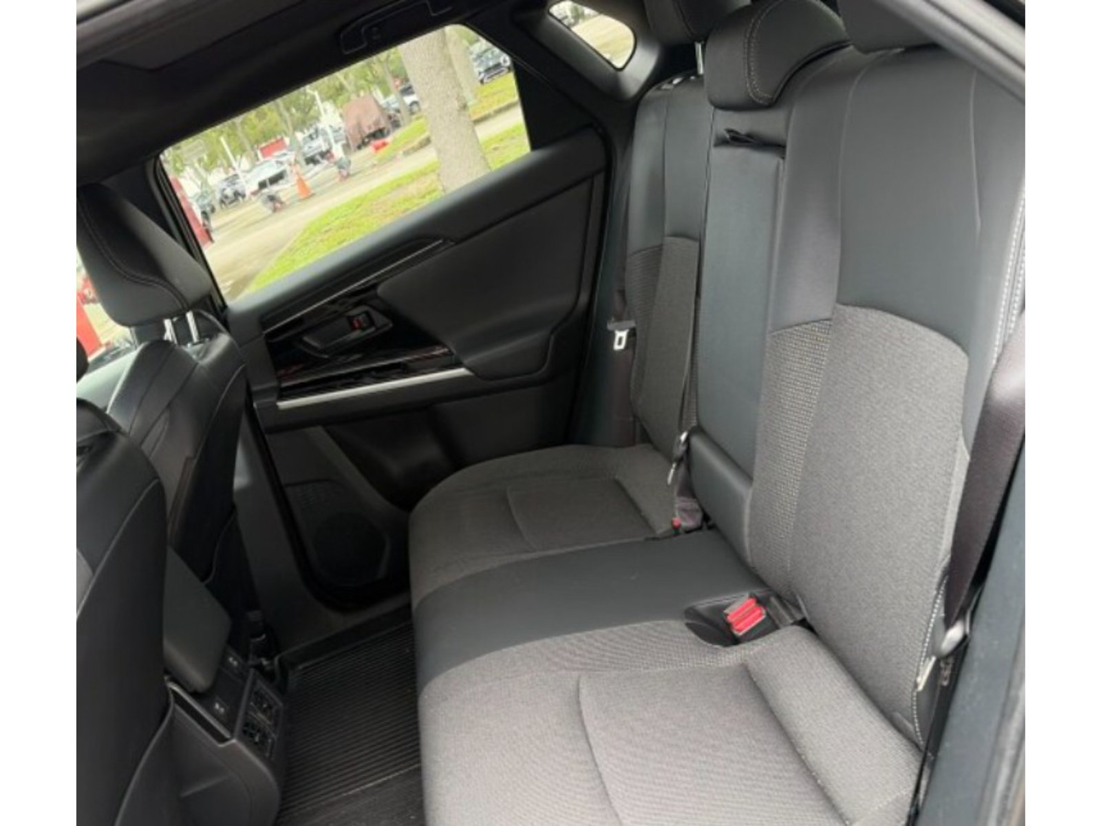 Used 2024 Toyota bZ4X AWD image 6