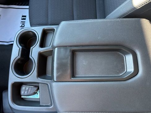 Used 2022 Chevrolet Silverado 1500 Custom image 31