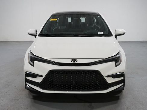 Certified 2025 Toyota Corolla SE FWD image 2