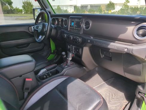 Used 2018 Jeep Wrangler Unlimited Rubicon AWD/4WD image 22