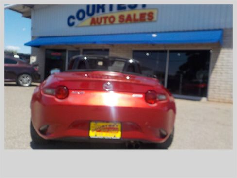 Used 2016 MAZDA MX-5 Miata Grand Touring RWD image 11