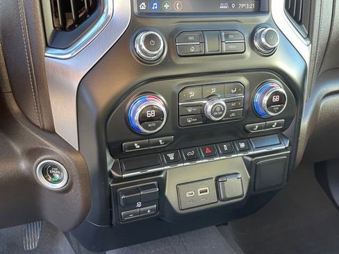 Used 2022 GMC Sierra 3500 SLE w/ SLE Convenience Package image 23