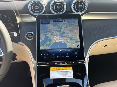 New 2026 Mercedes-Benz GLC 300 image 12