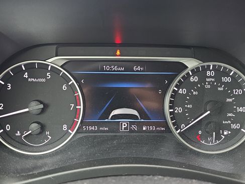 Used 2024 Nissan Sentra SV FWD image 7
