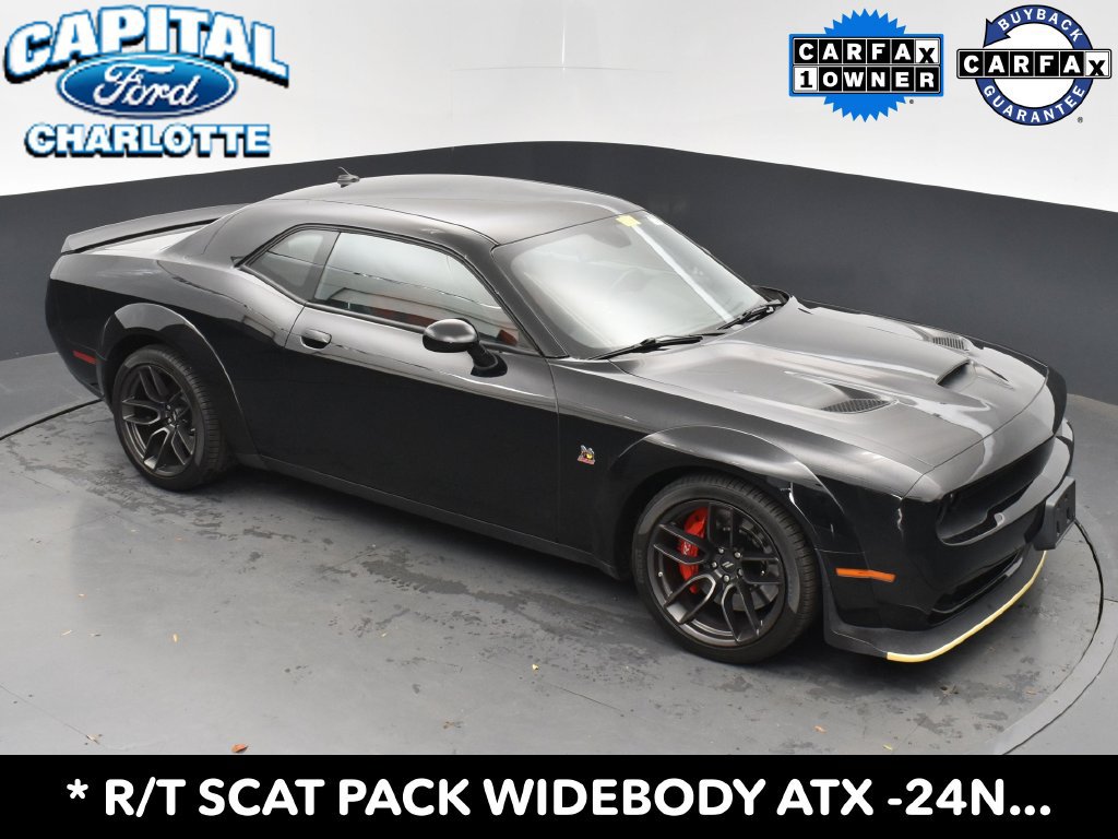 Used 2022 Dodge Challenger R/T Scat Pack RWD image 27