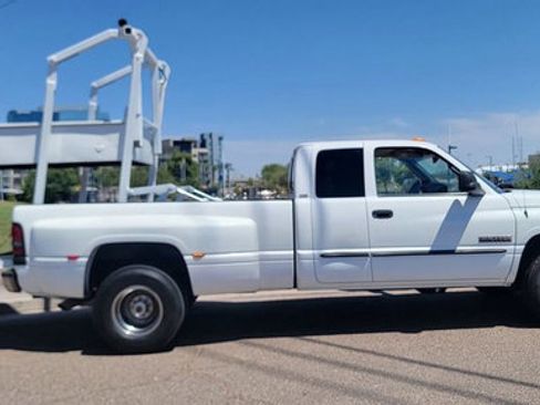 Used 2002 Dodge Ram 3500 Truck 2WD Quad Cab image 6